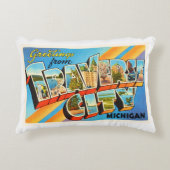 横都市ミシガン州MIのヴィンテージ旅行記念品 アクセントクッション (正面)