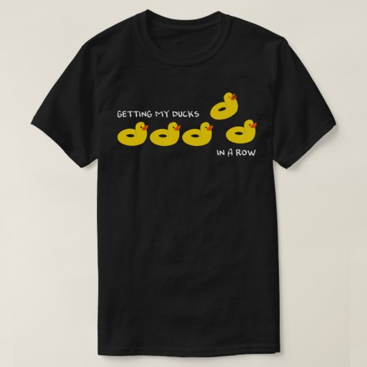 横長のクルーネックのスウェットシャツを着たアヒル Tシャツ (デザイン正面)