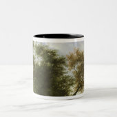 樹木が茂った川の景色 ツートーンマグカップ (中央)