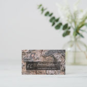 樹木表面素朴灰色長方形モノグラム 名刺 (スタンド正面)