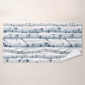 樺の木の木のパターン灰色の白 バスタオル (バスタオル)