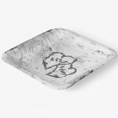 樺の木バークツリーハートイニシャル ペーパープレート (傾斜あり)