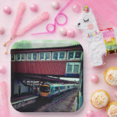 橋の下を列車で走る ペーパープレート (パーティー)