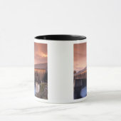 橋の中で最も長い覆いの橋統一されたは マグカップ (中央)