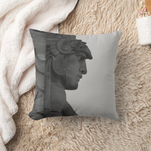 橋保護者(東の表面仕上げ)のクリーブランドの枕 クッション (ブランケット)