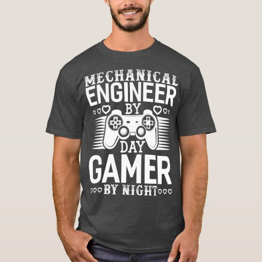 機械エンジニアの日とゲーマーの夜 面白い Tシャツ (正面)