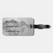 機械損傷の金属の背景 ラゲッジタグ (裏面横)
