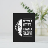 機知に富んだ愚かなシェイクスピア引用文 ポストカード (スタンド正面)