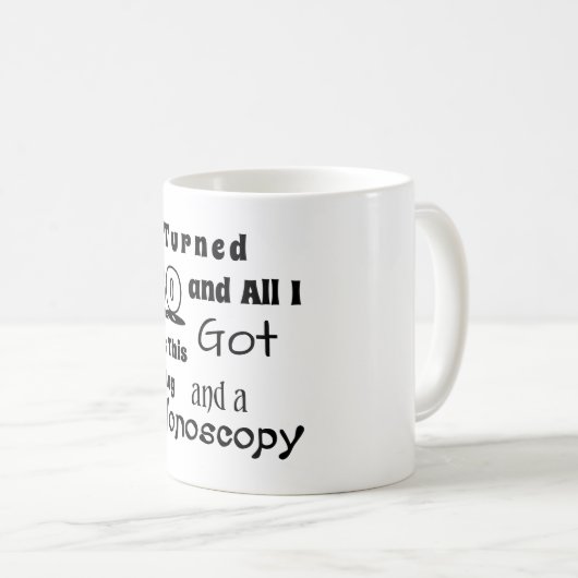 機知に富んだ第60誕生日のギャグのマグ- "私は回し、60を… " コーヒーマグカップ (正面右)