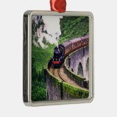 機関車がオンブリッジする メタルオーナメント (右)
