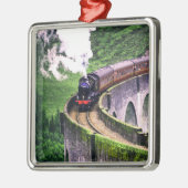 機関車がオンブリッジする メタルオーナメント (左)