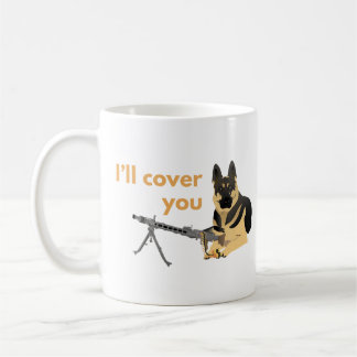 機関銃を持つドイツの羊飼い犬 コーヒーマグカップ