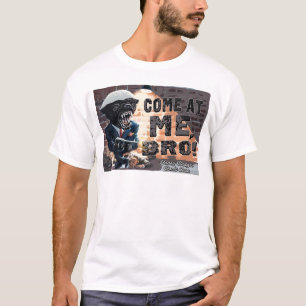 機関銃を持つラーテル Tシャツ