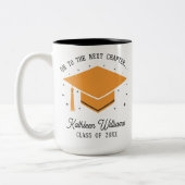 次パーソナライズされた章卒業マグへ ツートーンマグカップ (左)
