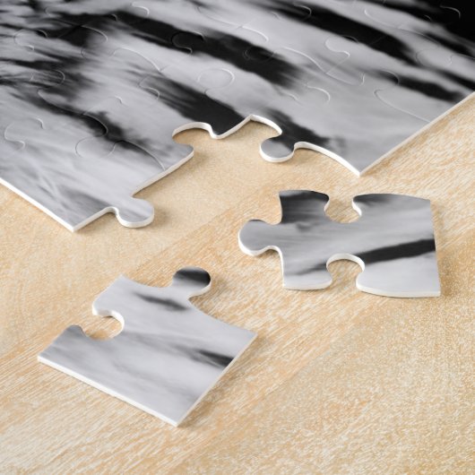 欧亜のワシフクロウのポートレートの上で閉めて下さい ジグソーパズル (側面)