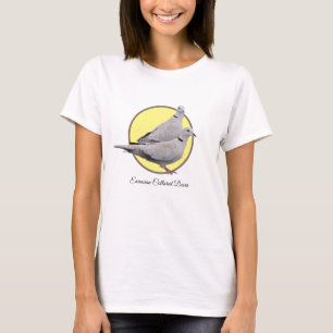 欧亜混血人によって襟首をつかまれる鳩 Tシャツ