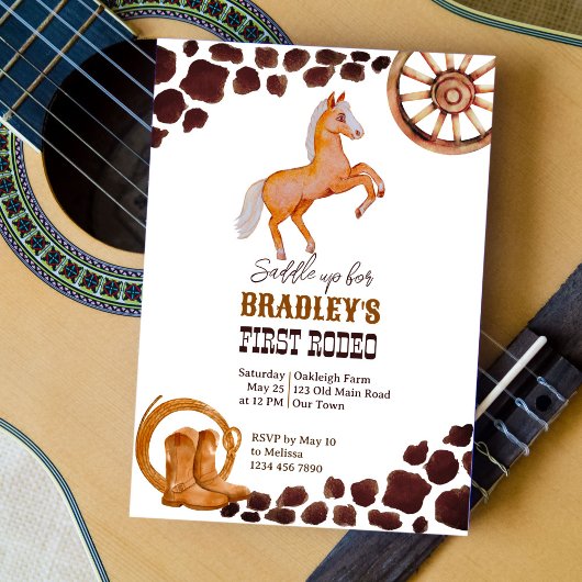 欧米の最初のロデオは馬の誕生日パーティーをサドル 招待状