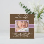 歓迎されたベビー! 紫色のリボンの誕生の発表 案内状 (スタンド正面)