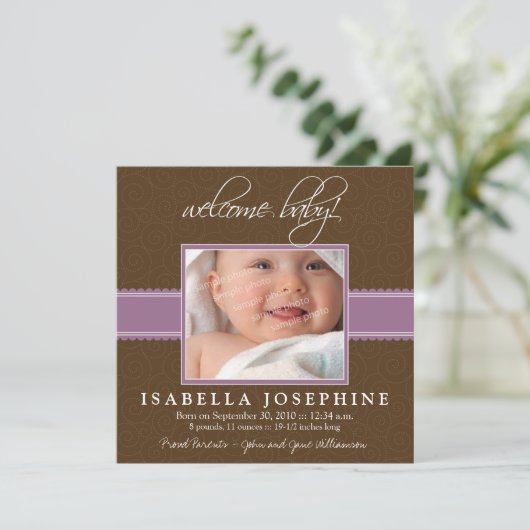 歓迎されたベビー! 紫色のリボンの誕生の発表 案内状 (スタンド正面)
