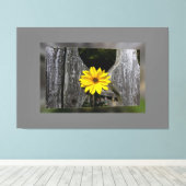 歓迎する黄色い花 キャンバスプリント (インサイチュ (ウッドフロア))