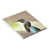 止まったルビーと緑の小さなハミングバード ノートパッド (アングル)