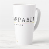 止まらない モチベーションの引用Tシャツ カフェラテマグ (右アングル)