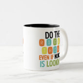 正しいことをして下さい ツートーンマグカップ (正面右)