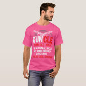正常な叔父コミカル銃の愛するUnclのような銃 Tシャツ (正面フル)