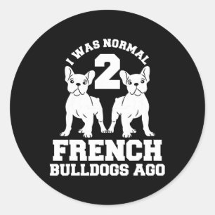 正常な2ブルドッグフランスの前の動物愛犬だった ラウンドシール