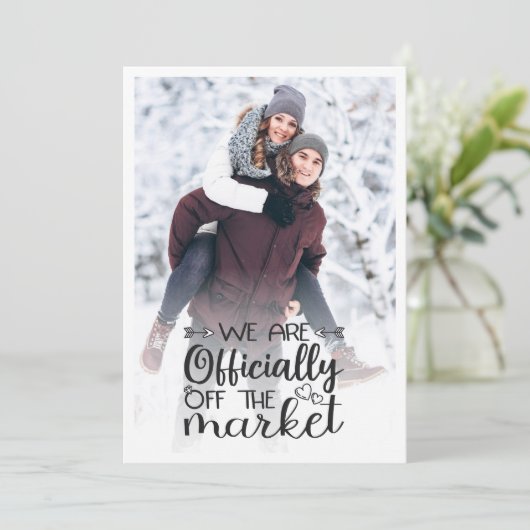 正式に市場の婚約をオフに日付を保存 (スタンド正面)