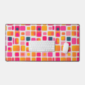 正方形のカラーブロックピンクの幾何学的パターン デスクマット (キーボード&マウス)