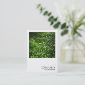 正方形の写真0468 – ウッドランドの花 名刺 (スタンド正面)