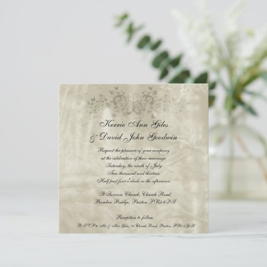 正方形の結婚式招待状のヴィンテージの紙の蝶 招待状 (スタンド正面)