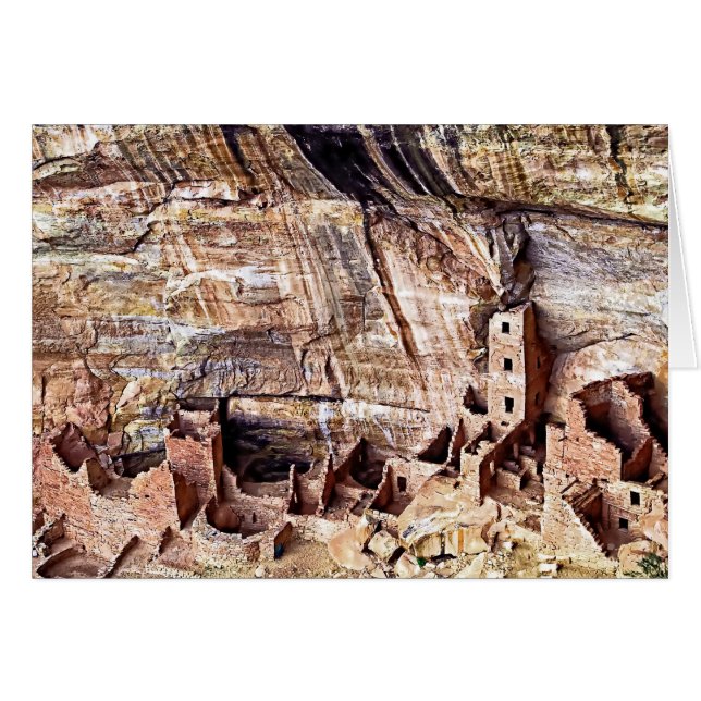 正方形タワーの家はメサVerdeを台無しにします (正面横)