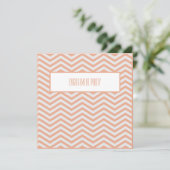 正方形パターン招待状（ピーチ） 招待状 (スタンド正面)