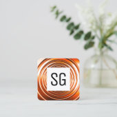 正方形パネル – イニシャル – 長春オレンジ スクエア名刺 (スタンド正面)