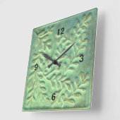 正方形ミニマリストの緑の葉 スクエア壁時計 (傾斜)