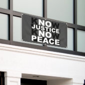 正義は平和を知っている 横断幕 (ビルの外側)