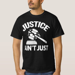 正義は正しくない – 壊れた法槌 トランプ抗議 Tシャツ