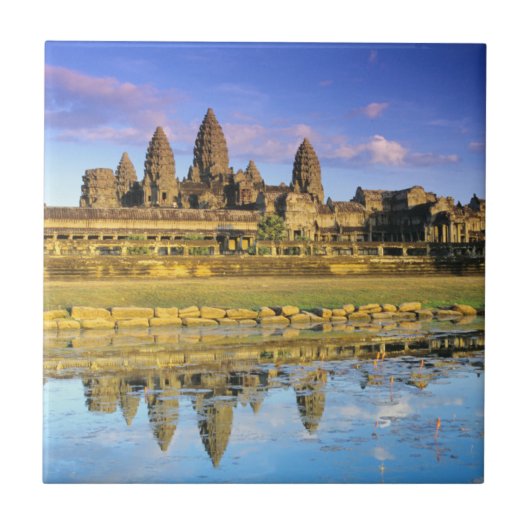 正面から見る寺の景色 タイル (正面)