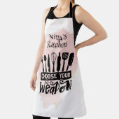 武器のキッチンツールを選ぶピンクスプラッシュ エプロン (インサイチュ)