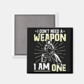 武器は必要ないぜ 空手黒帯のジョークTシャツ マグネット (正面/裏面)