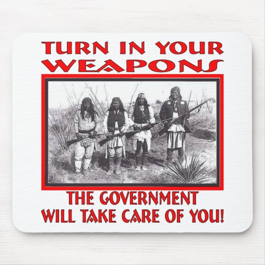 武器を返せば政府は気に マウスパッド (正面)