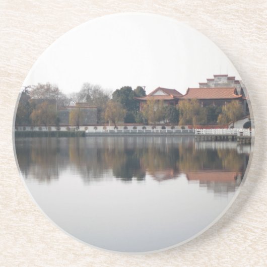 武漢の動物園、中国。古代中国のスタイル コースター (正面)