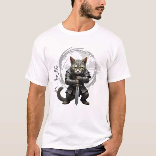 武者の猫が鎧をまとい刀を持つ Tシャツ (正面)