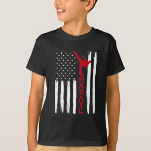 武術アーツアメリカ国旗空手戦士 Tシャツ