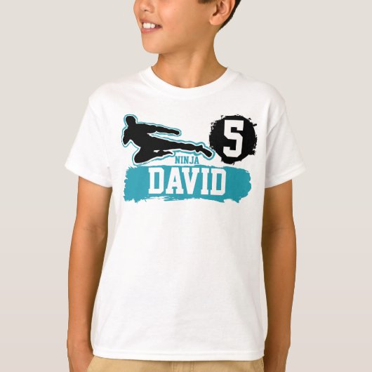 武術アーツ忍者ウォリアーテーマ誕生日ボーイ Tシャツ (正面)