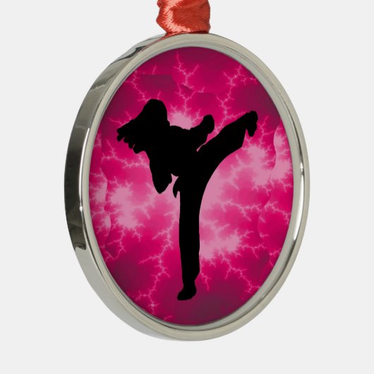 武道の稲妻のピンクの女性のデザイン メタルオーナメント (右)