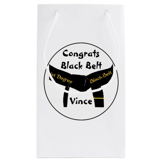 武道の第1程度の黒帯のお祝い スモールペーパーバッグ (裏面)