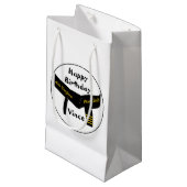 武道の第4程度の黒帯のハッピーバースデー スモールペーパーバッグ (正面アングル)